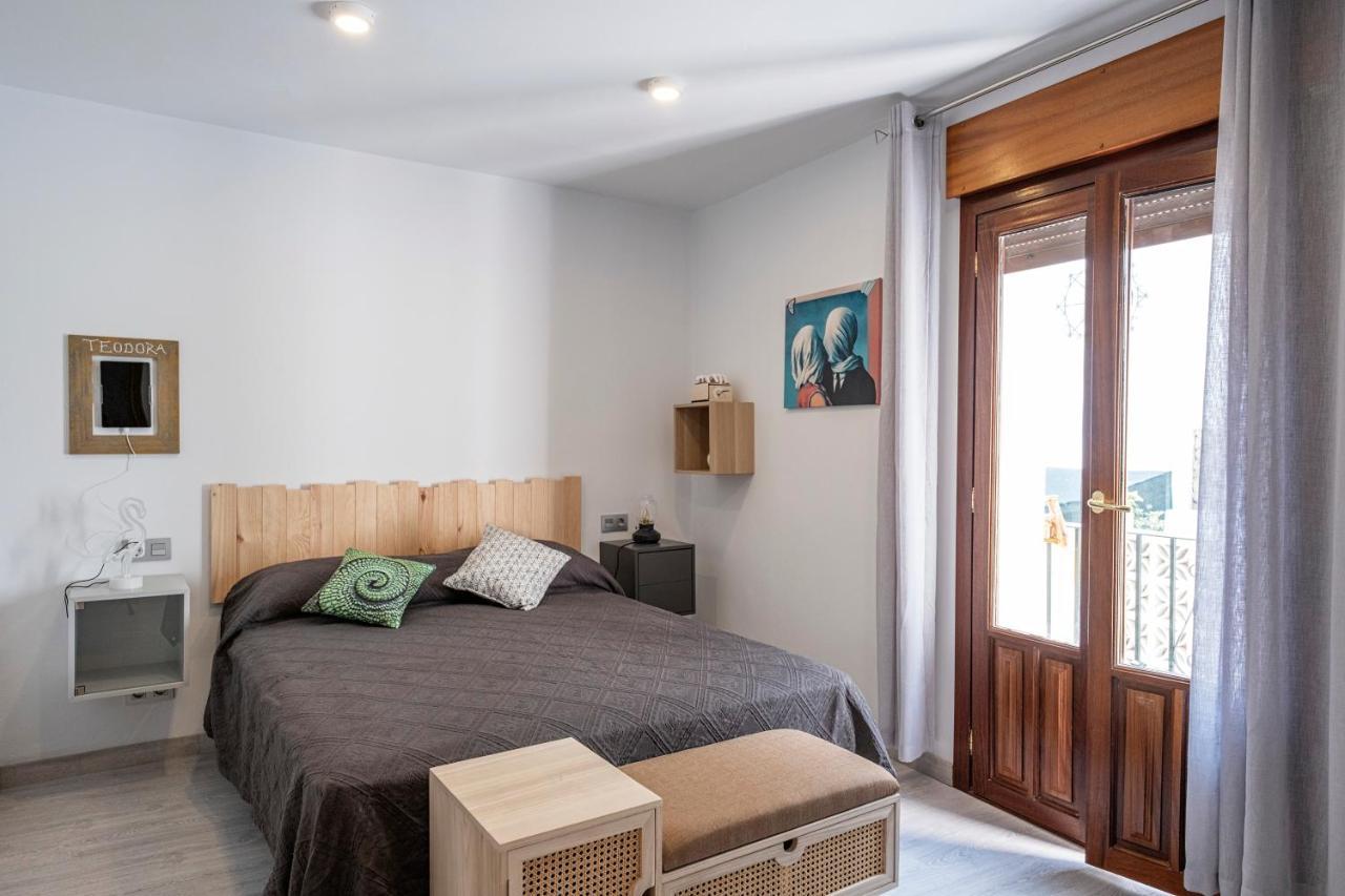 Tadawn Literary Coliving Bed & Breakfast