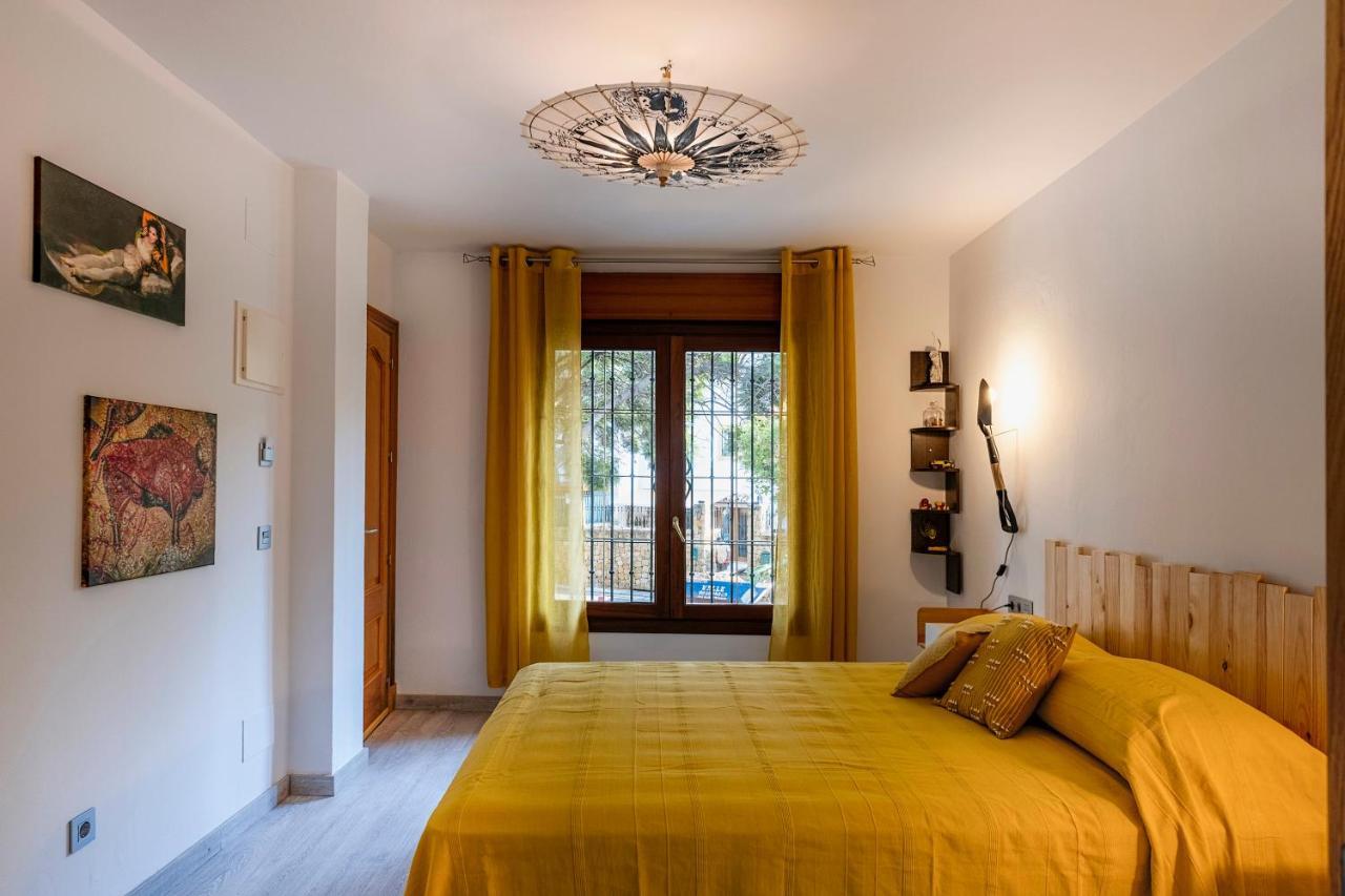 Tadawn Literary Coliving Bed & Breakfast Estepona